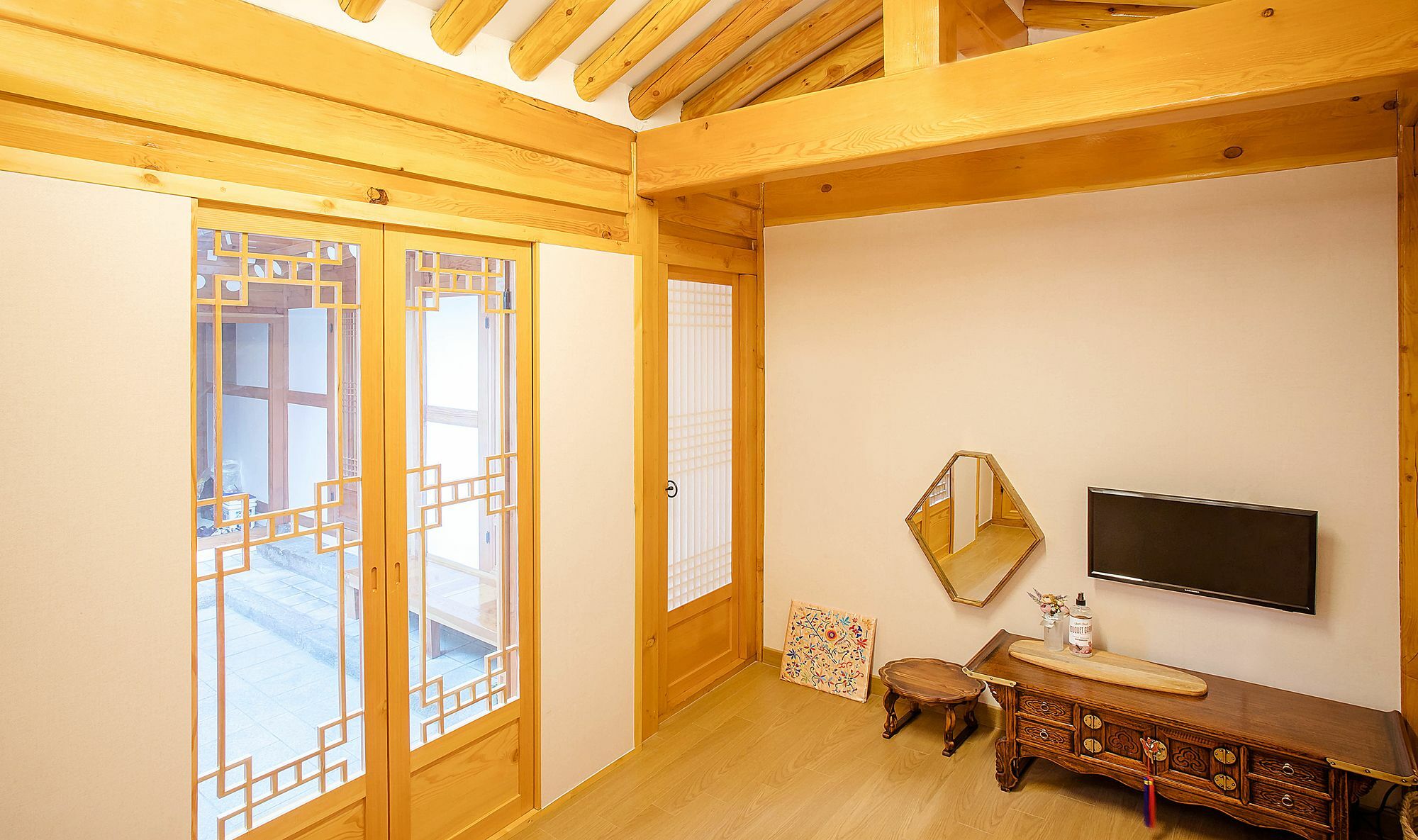 Hostel Vanilla 3 Suite Dongdaemun Seoul Exterior photo