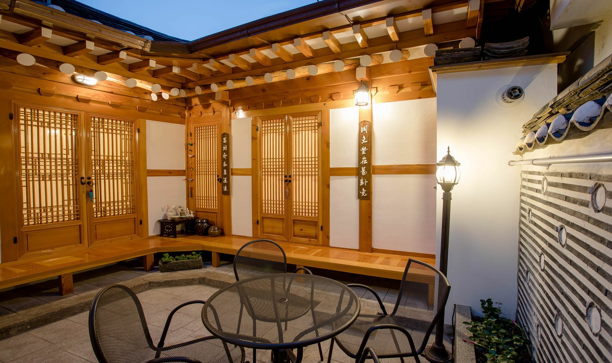 Hostel Vanilla 3 Suite Dongdaemun Seoul Exterior photo